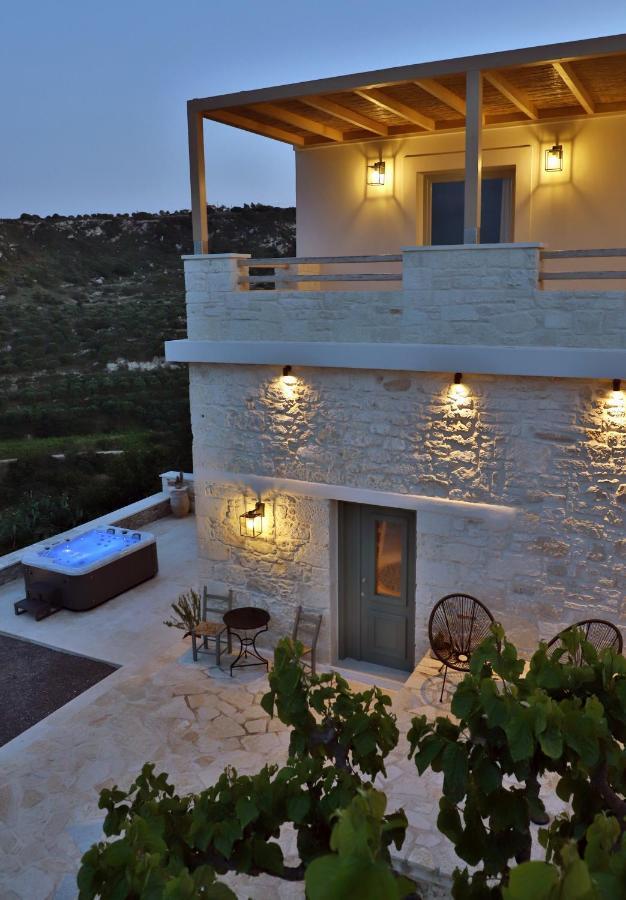 Amvikas Suites-Sitia Екстер'єр фото