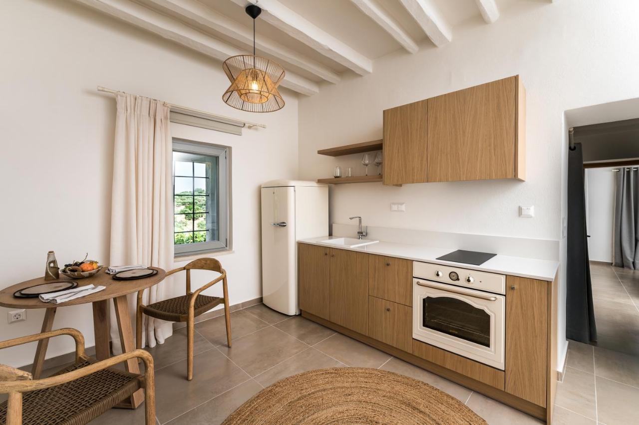 Amvikas Suites-Sitia Екстер'єр фото