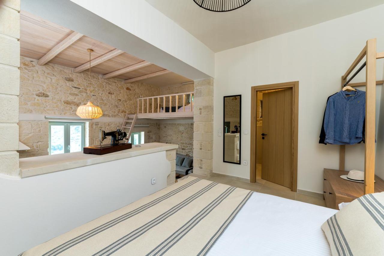 Amvikas Suites-Sitia Екстер'єр фото